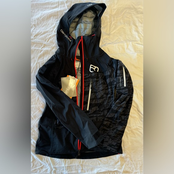 Ortovox 3L Guardian Shell - Picture 2 of 4